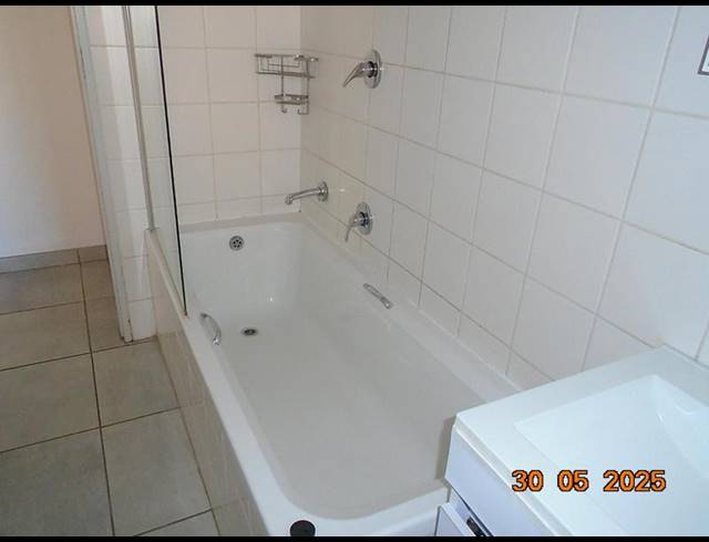 2 BEDROOM PROPERTY TO RENT IN LYNNWOOD